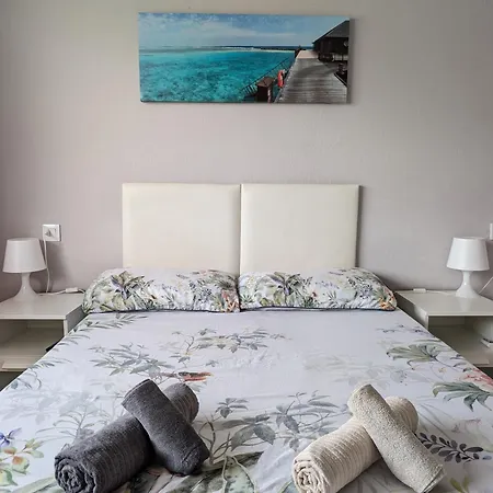 Bright Cosy 1br 7 Min To Siam Park Mall Playa de las Americas (Tenerife)