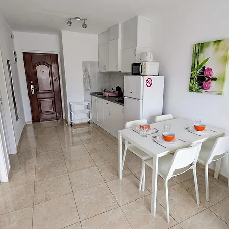 Bright Cosy 1br 7 Min To Siam Park Mall * Playa de las Américas